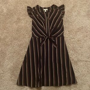 Girls Sleeveless Dress stripes front tie size medium